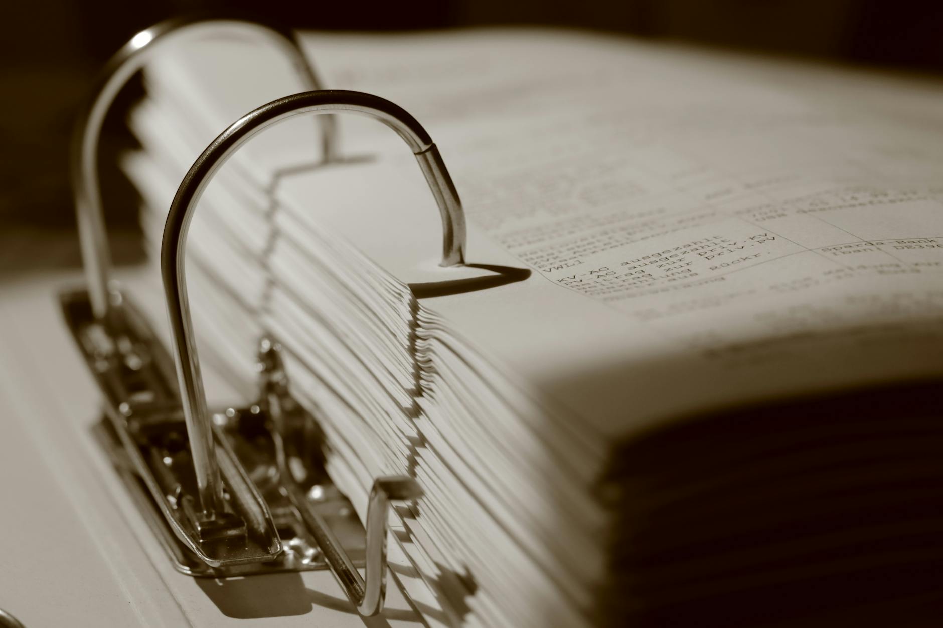 Gambar penerbit Dilan merupakan salah satu penerbit fiksi terpopuler di Indonesia yang telah menerbitkan banyak buku best seller karya penulis muda berbakat