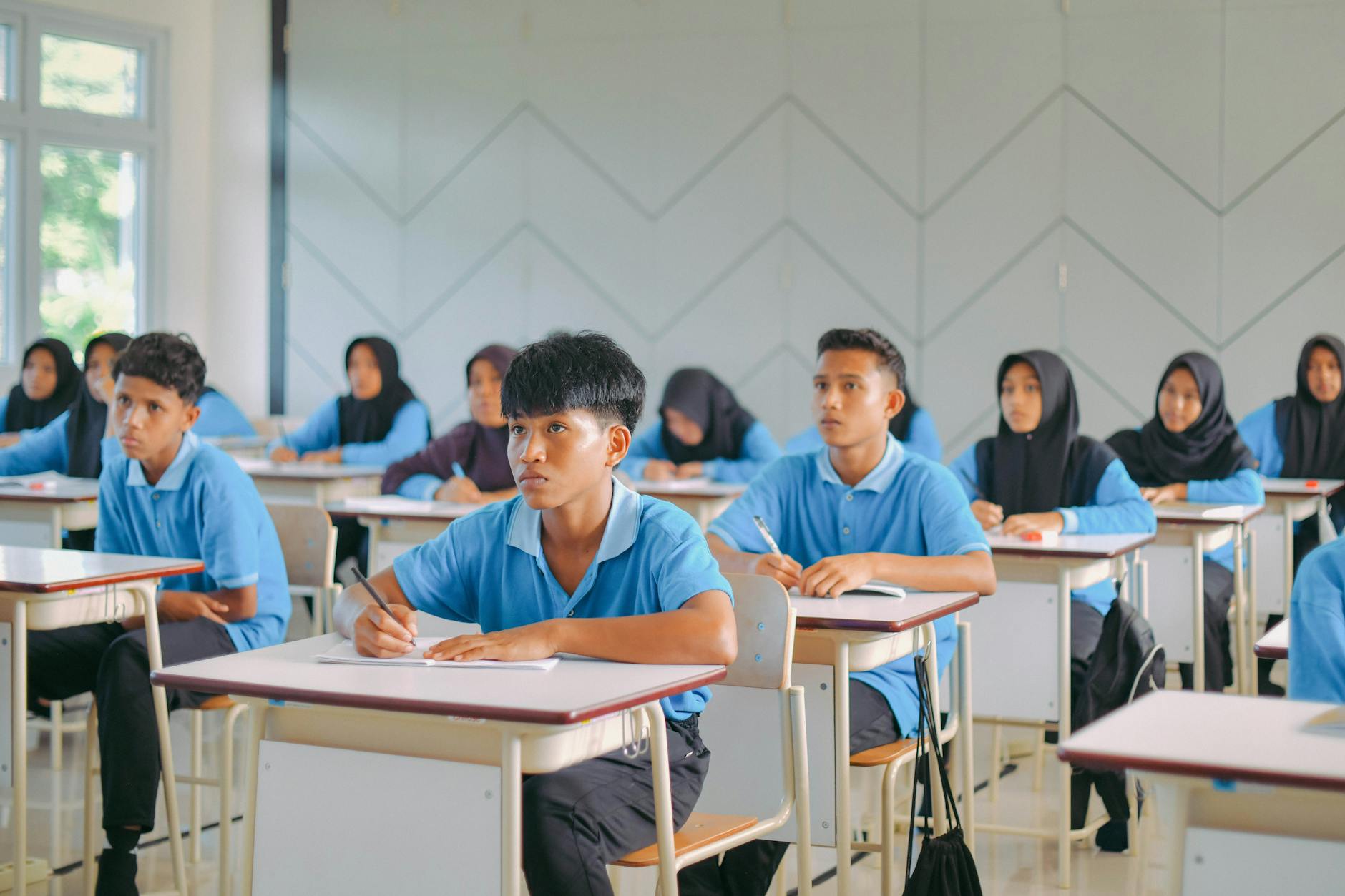 Gambar buku tik kelas 2 sd penerbit penerbitbukukita untuk pembelajaran anak sekolah dasar
