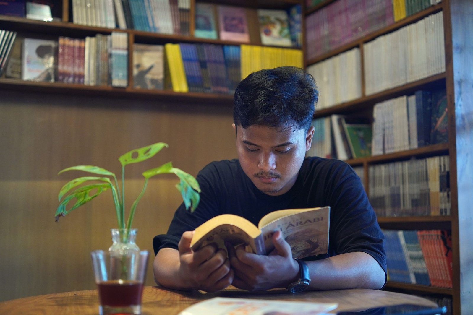 penerbit buku hujan bulan juni
