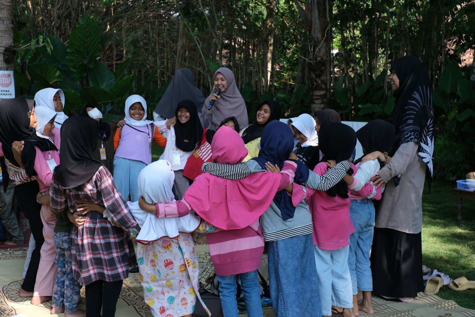 Penerbit Kiblat sebagai salah satu penerbit buku terkemuka di Indonesia yang fokus pada penerbitan buku-buku Islamic dan pendidikan